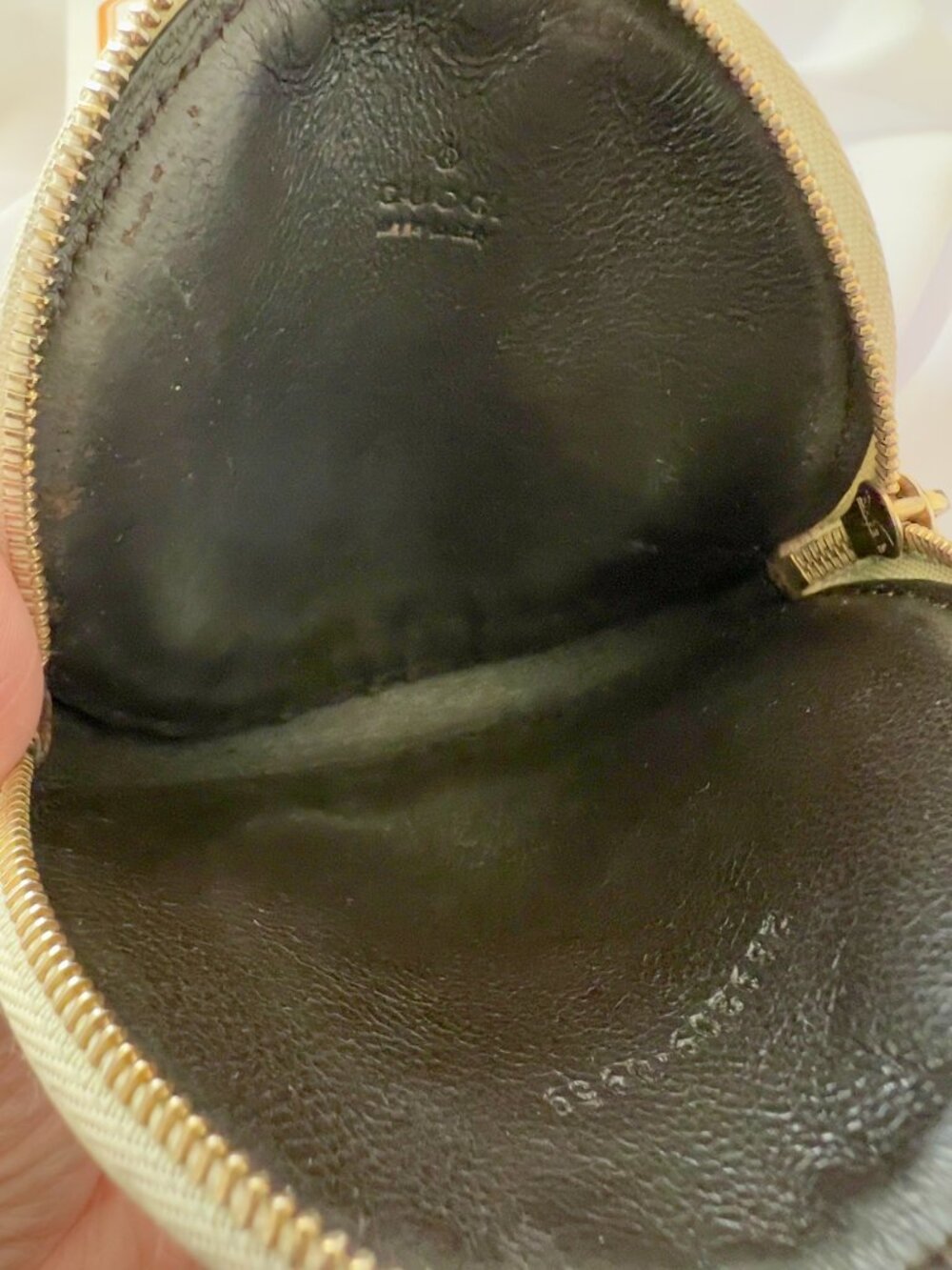 rare Gucci x UNICEF limited edition round coin purse - Picture 3 of 3